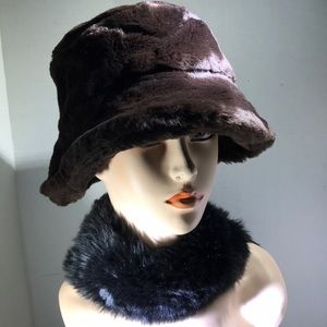 Next made in UK artificial fur hat 2-4 years 18.5”